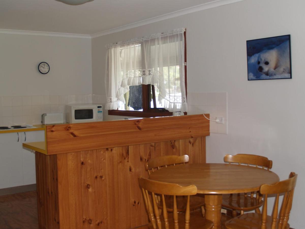 Rocky Beach Cottage 26 Pacific Drive Port Macquarie Værelse billede